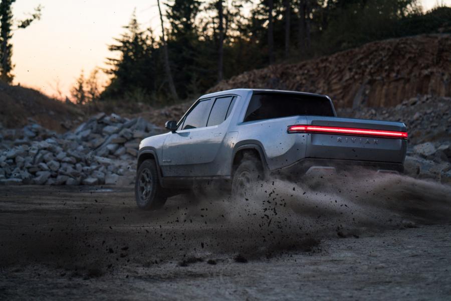  Rivian R1T 2018 года  (фото 13 из 58)